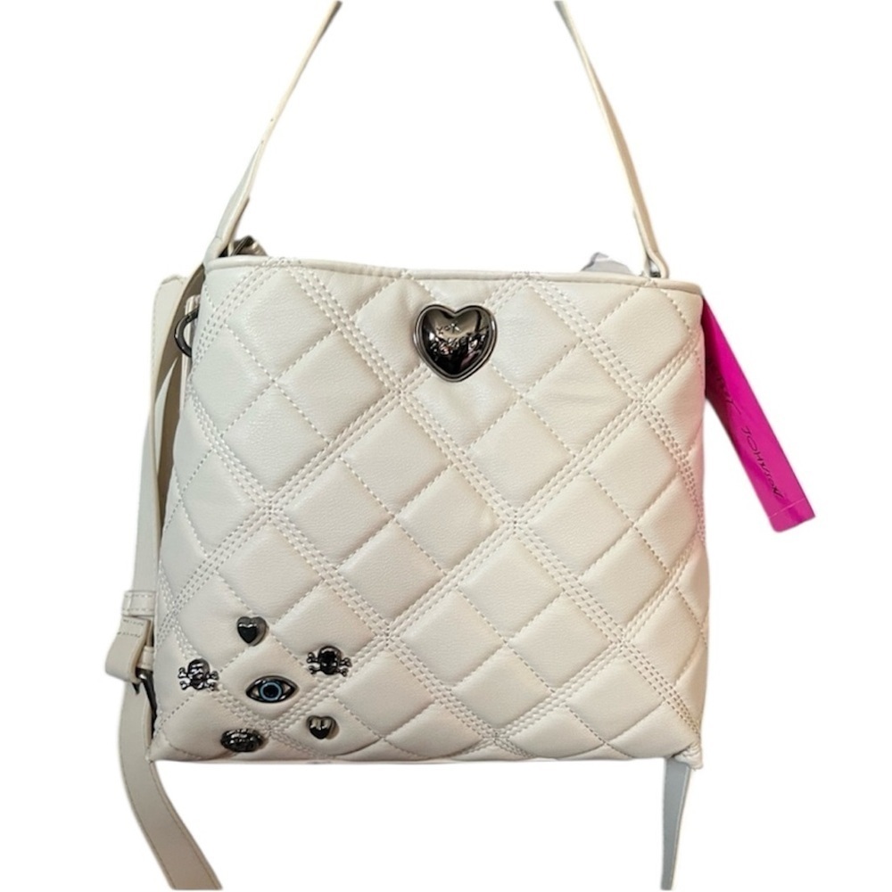 ☠️Betsey Johnson Chalk/Bone XOWALLY Quilted Tote WITH CUTE EMBELLISHMENTS- NWT☠️